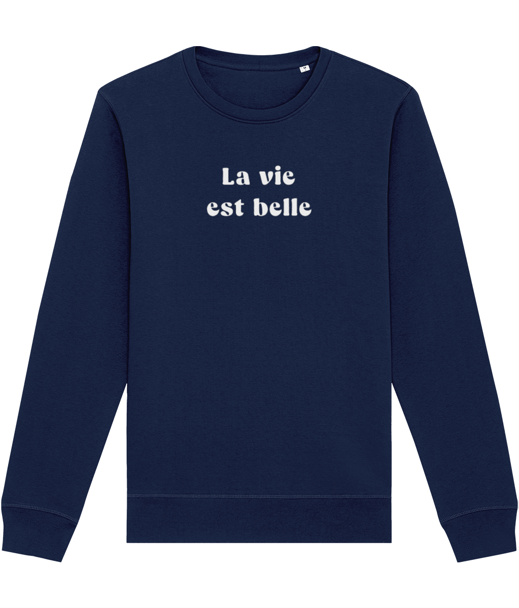 The definition of French beauty: In organic comfort.