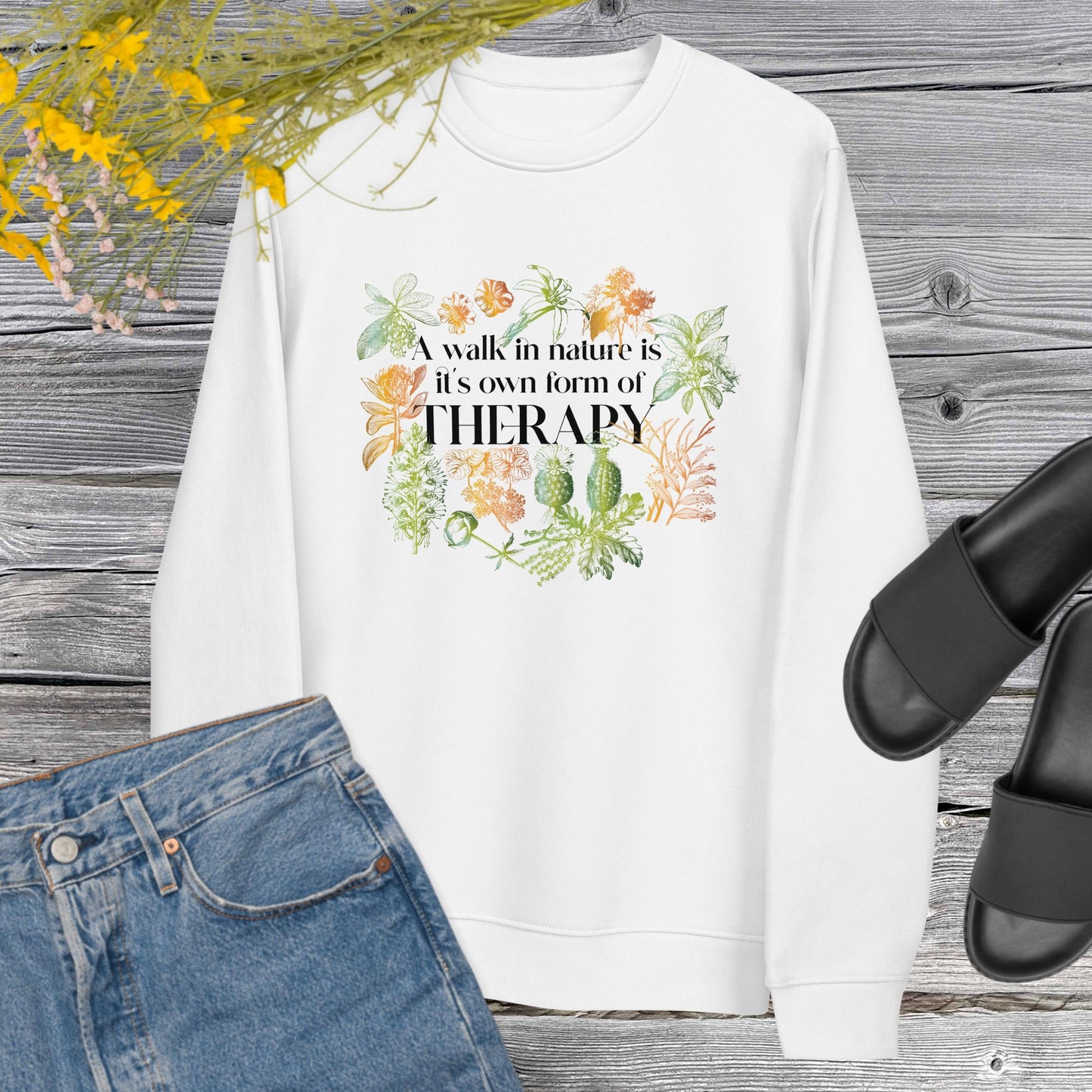 Love adventure? The meditation 'Walk In Nature Therapy' organic cotton sweatshirt is your go-to!