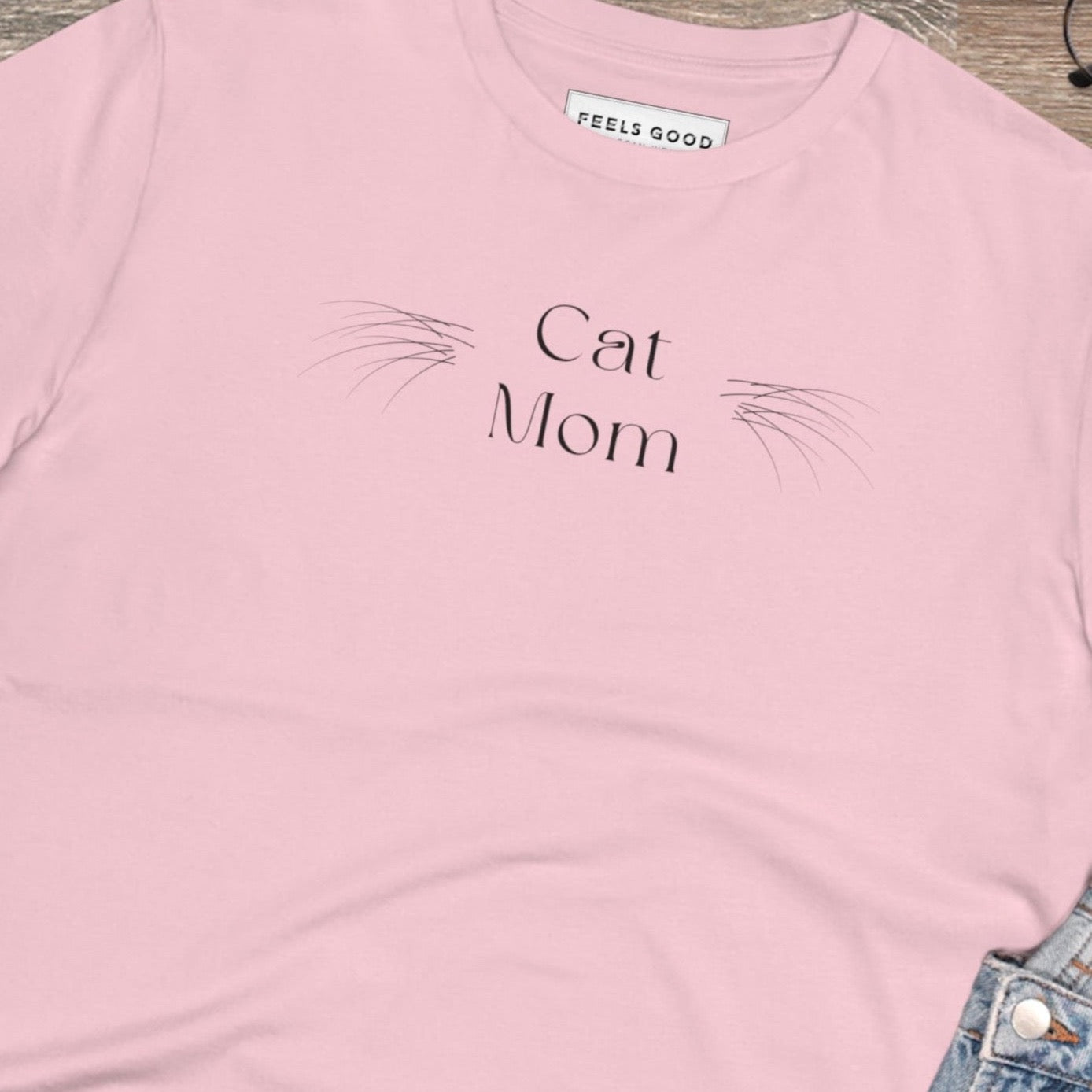 Organic Cotton 'Cat Mom' Funny Cat T-shirt for cat and dog lovers
