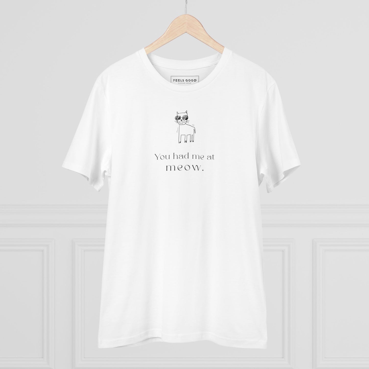 Organic cotton cat t-shirt, perfect for men who love humor and animals.