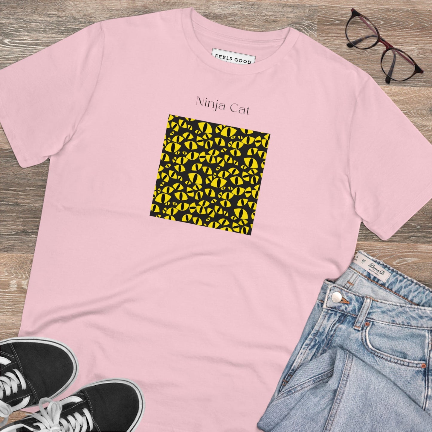 Ninja Cat Funny Cat T-shirt in eco-friendly organic cotton