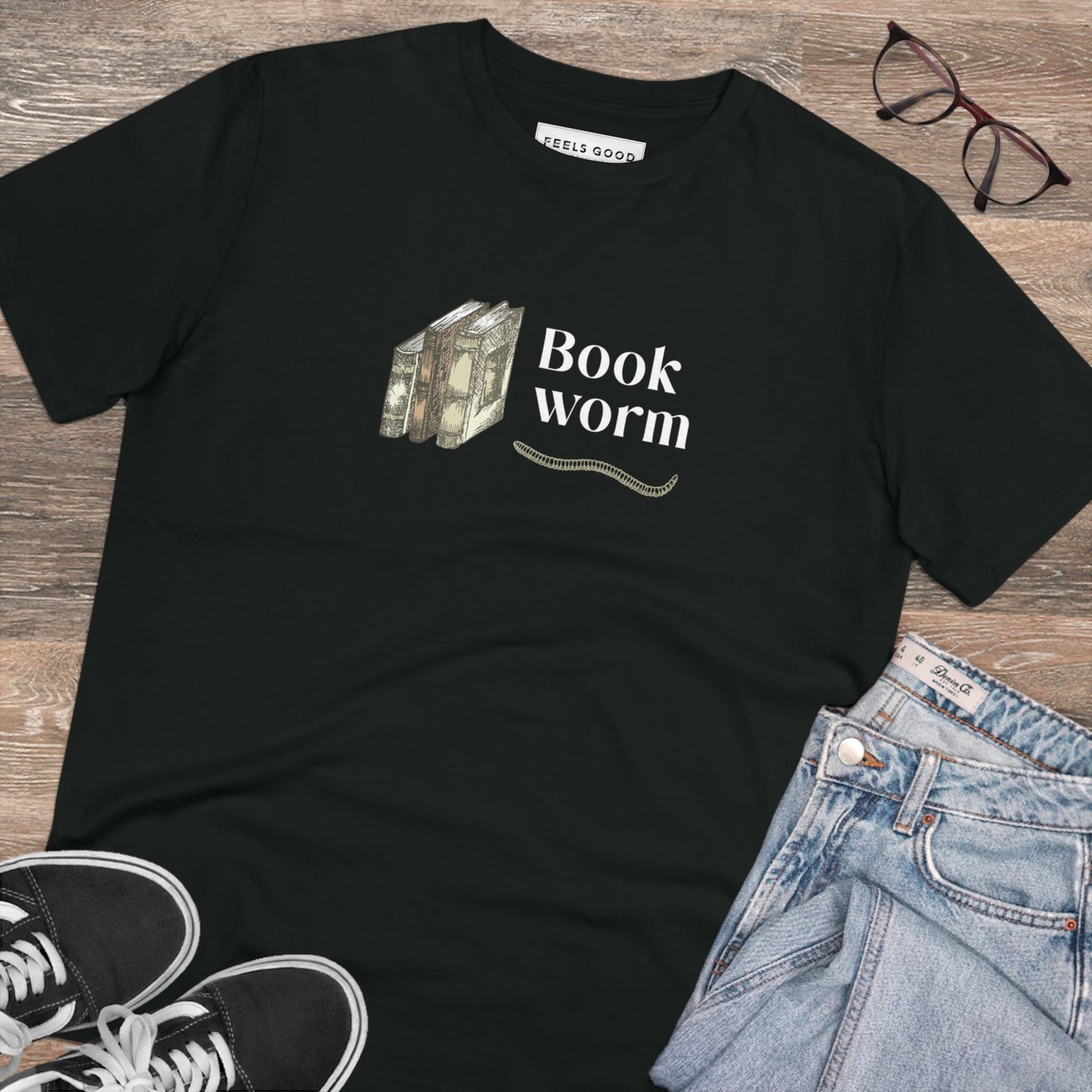 Top t-shirt: Books 'Bookworm' organic cotton for book lovers.
