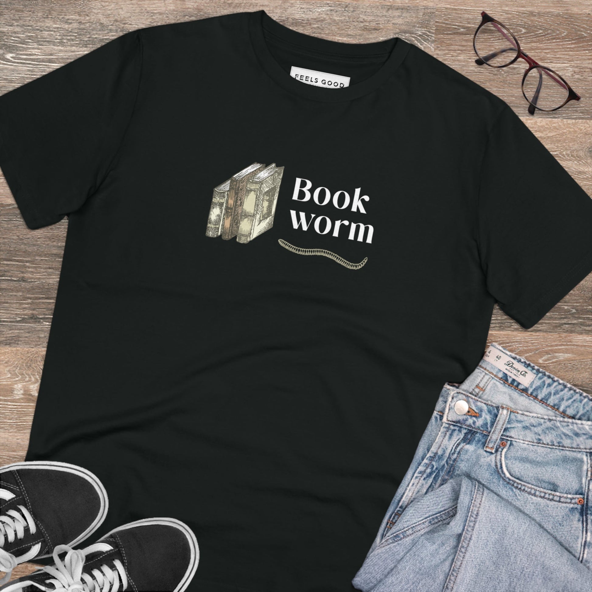 Top t-shirt: Books 'Bookworm' organic cotton for book lovers.
