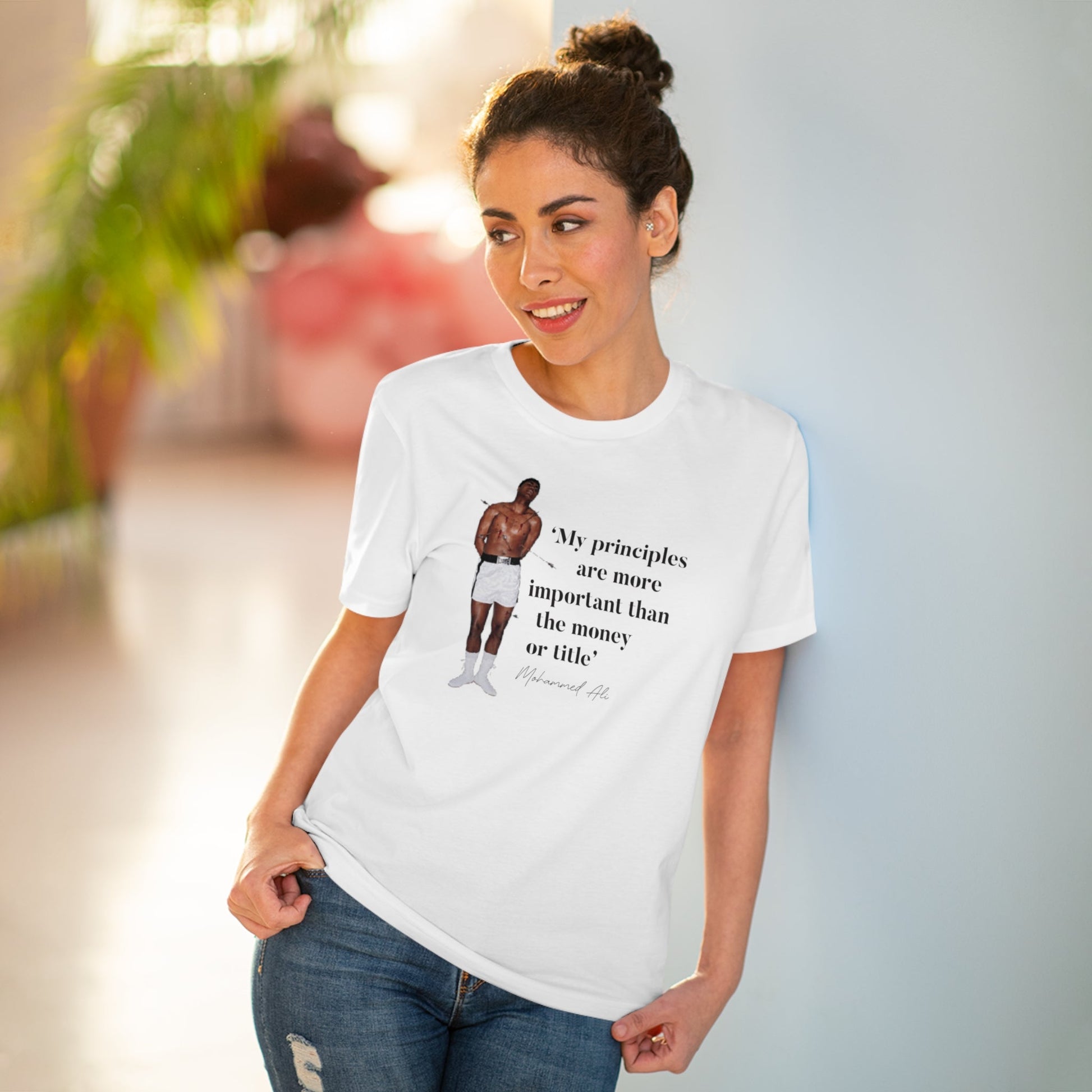 Stay stylish with our tee streetwear – Boxing 'Rising Above' Ali Organic Cotton T-shirt.
