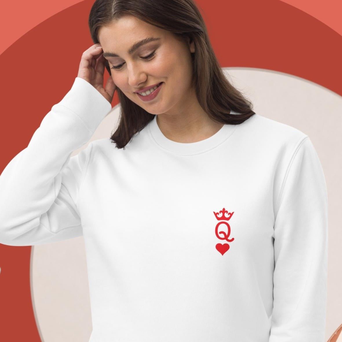 Contemporary 'Queen Of Hearts' Organic Cotton Sweatshirt in cozy, bestselling style

