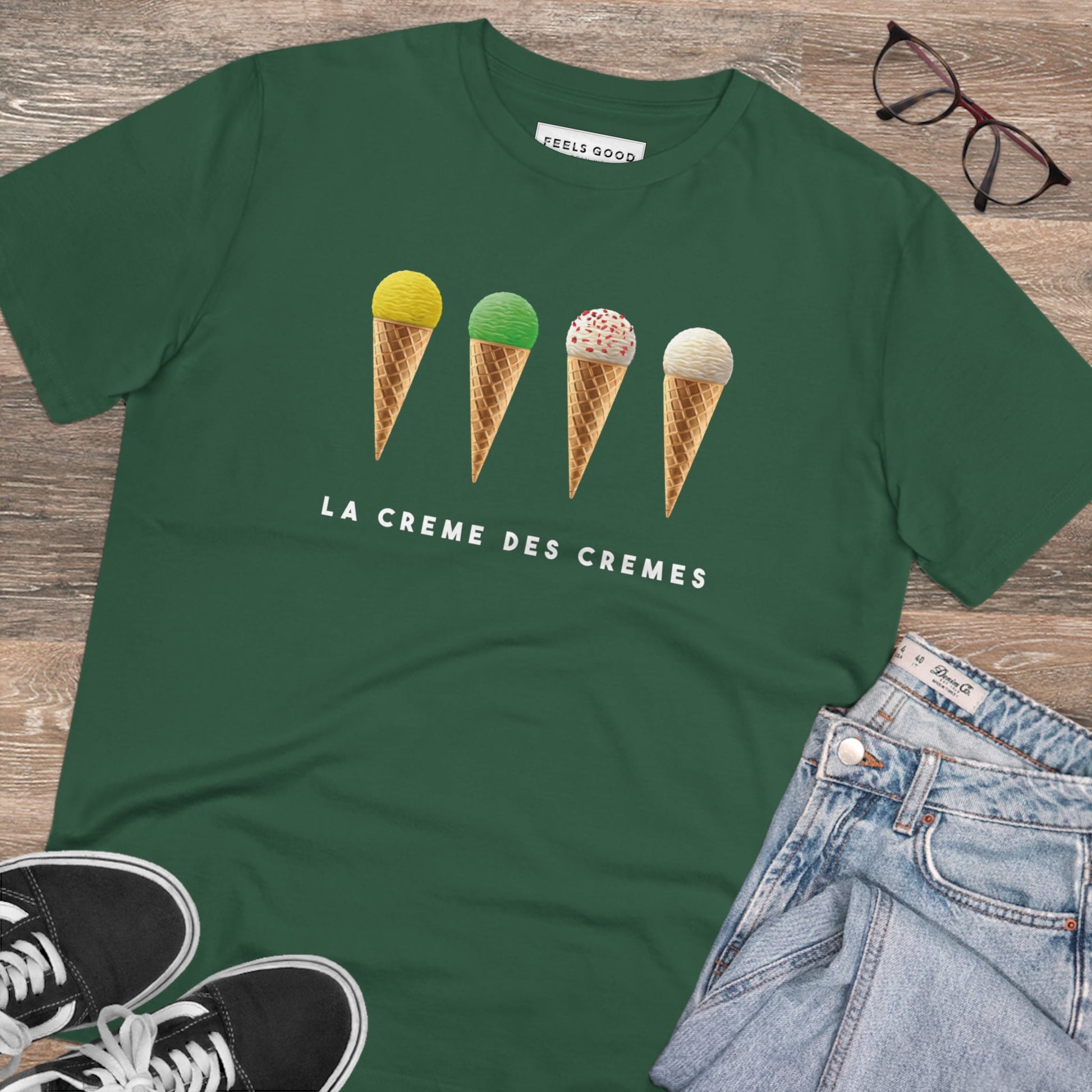 Comfortable and stylish Tour de France t-shirt crafted in organic cotton.

