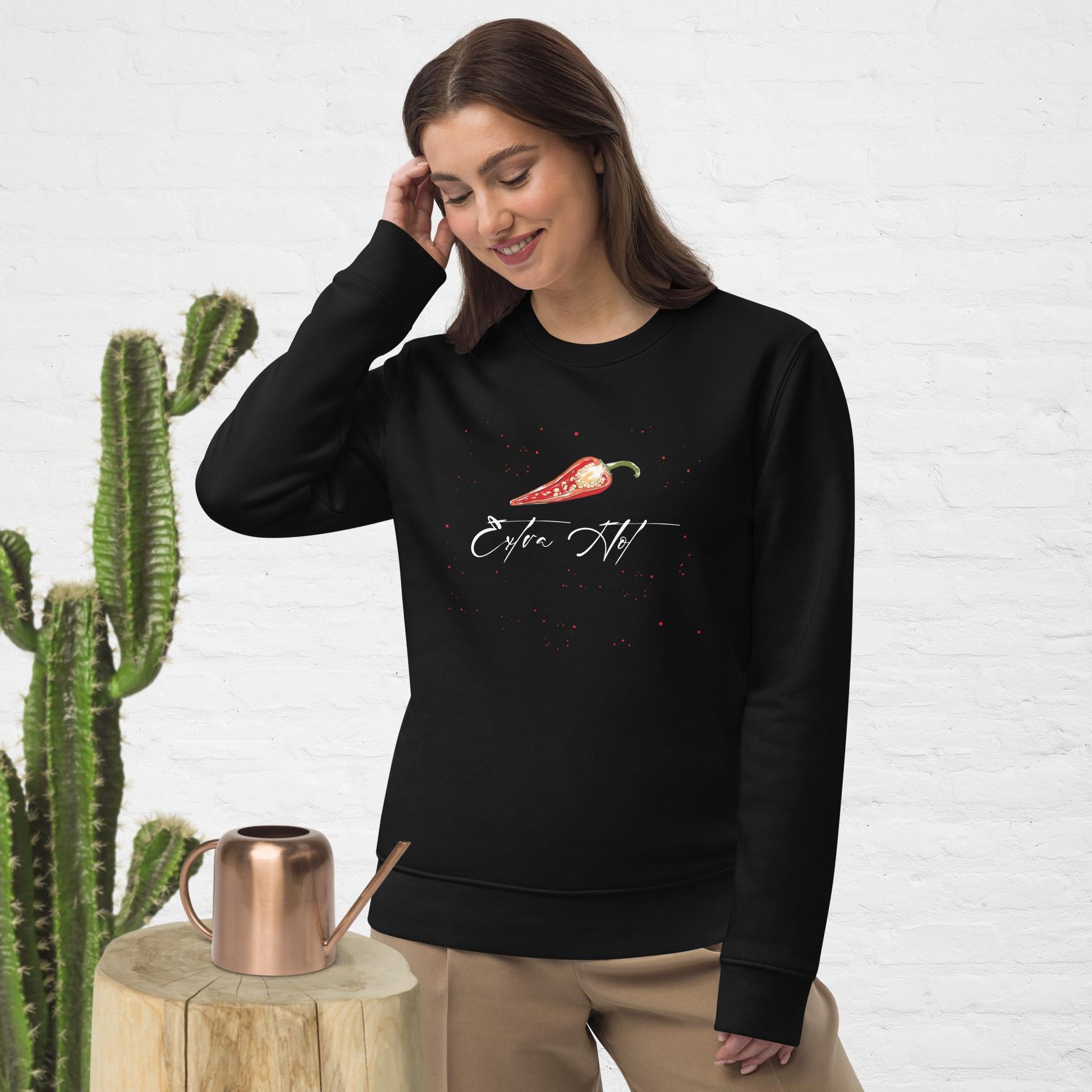 Make a statement with the feminist 'Extra Hot' organic cotton sweatshirt—soft, stylish, and empowering.