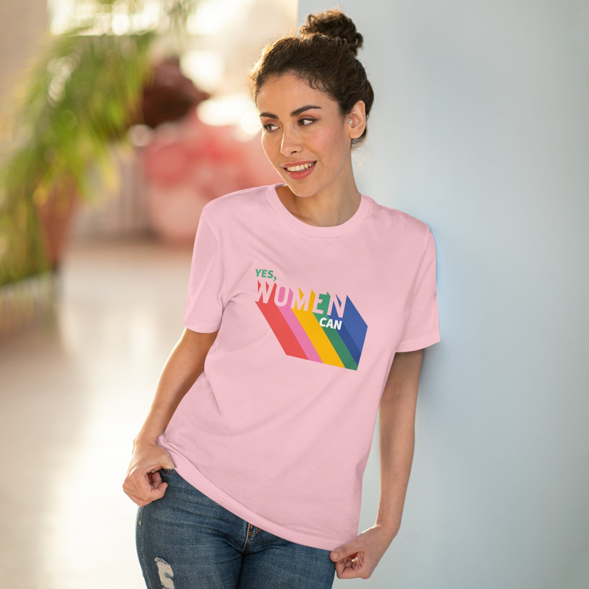 Show your strength in the feminist 'Yes We Can' organic cotton t-shirt—ethical, comfy, and bold.