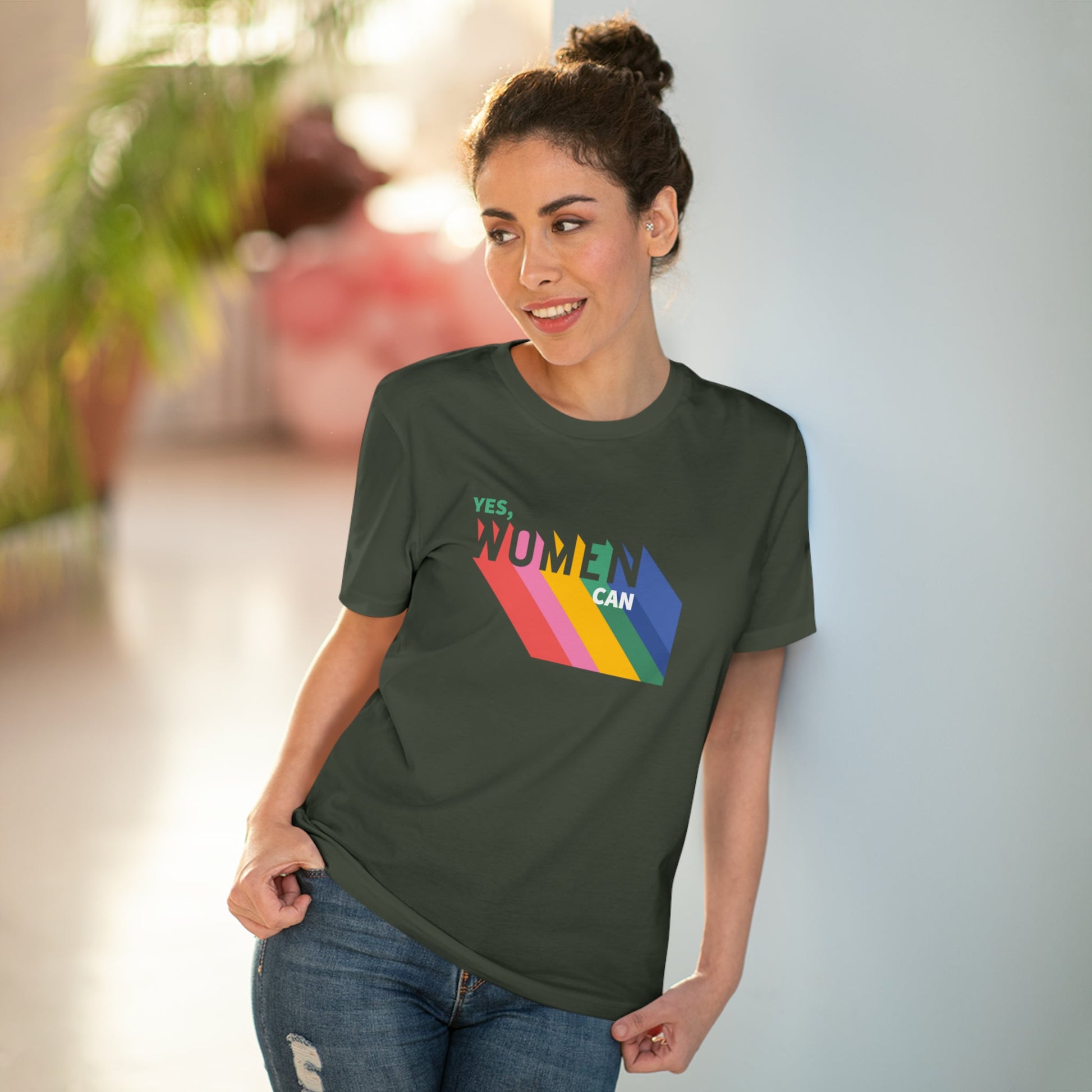 Rock the feminist 'Yes We Can' organic cotton t-shirt—eco-friendly, empowering, and unisex!
