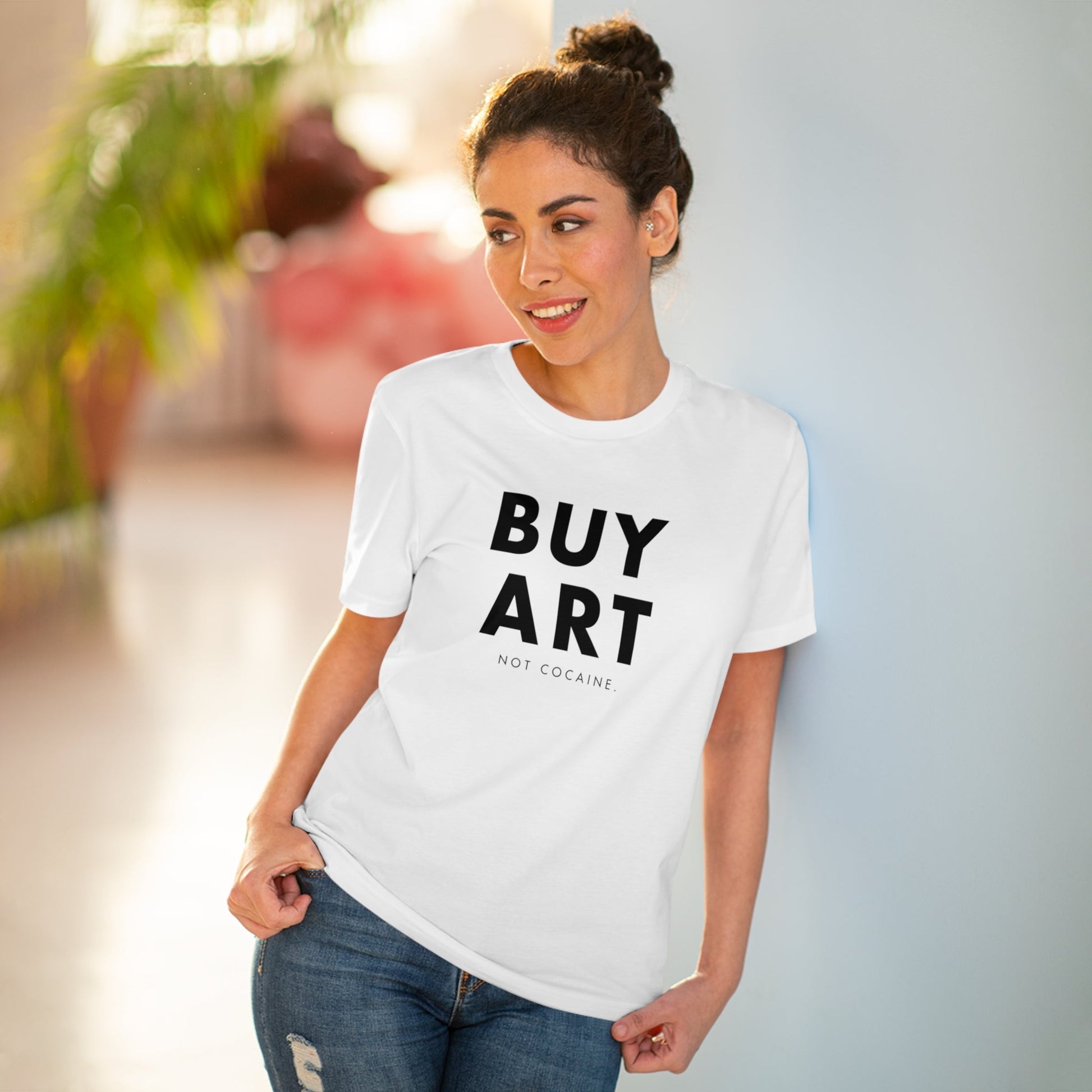 Cool t-shirt with 'Buy Art, Not Cocaine' design in soft organic cotton.

