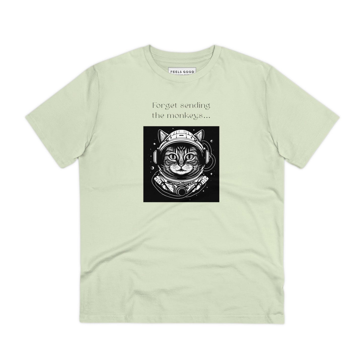 Cat astronaut funny t-shirt, perfect gift for pet lovers.

