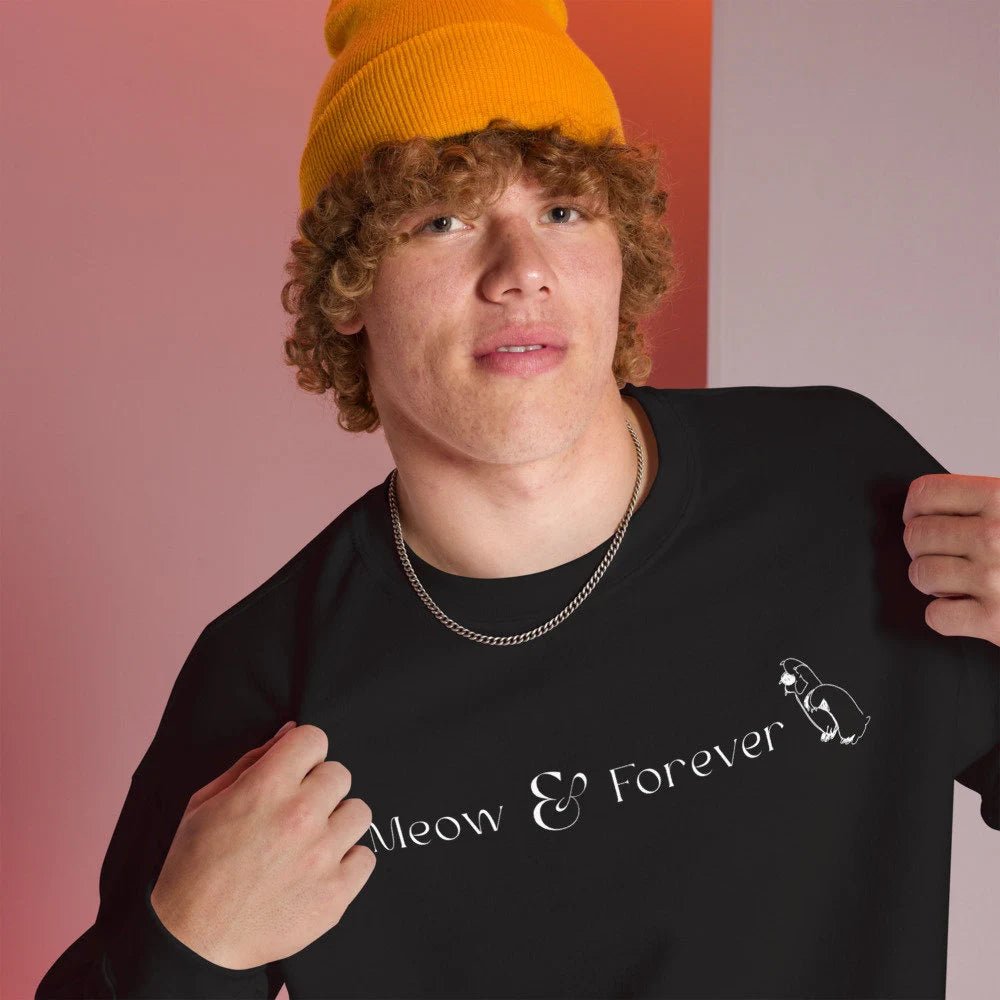 Organic sweatshirt for cat lovers – funny 'Meow & Forever' theme

