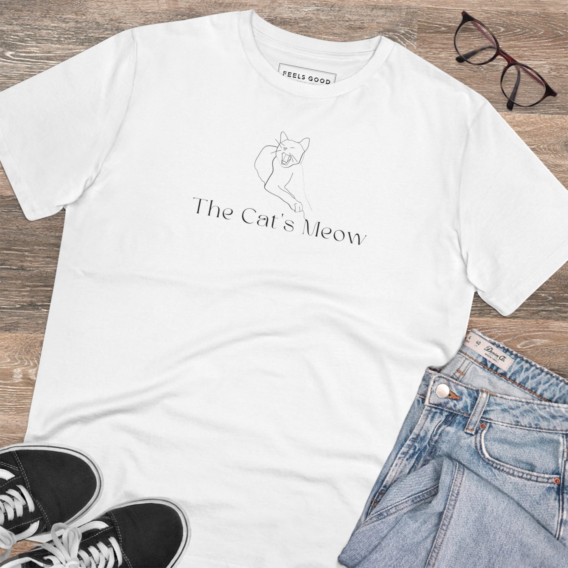 T shirts with cats & dogs – Organic Cotton 'The Cats Meow' Funny Cat T-shirt for animal lovers.