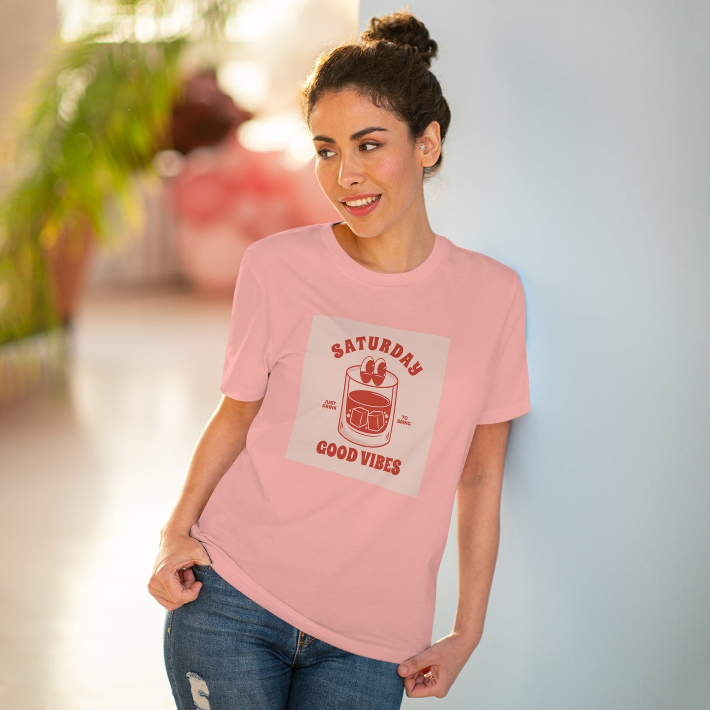 Elevate your look with the positive 'Good Vibes Saturday' retro organic cotton t-shirt—vintage vibes!
