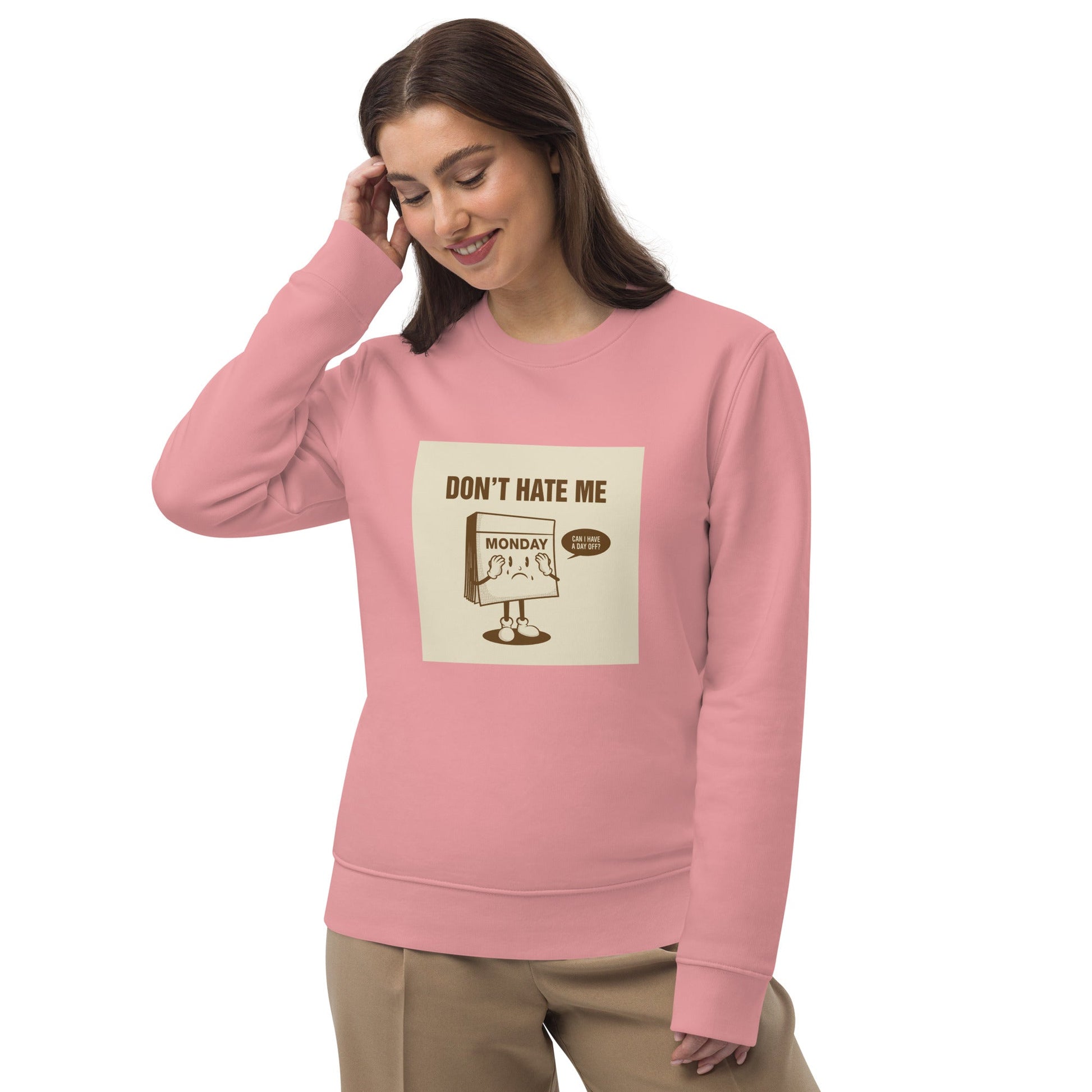 Get a stylish Positive 'I Don't Hate Mondays' Retro Organic Cotton Sweatshirt—vintage perfection!