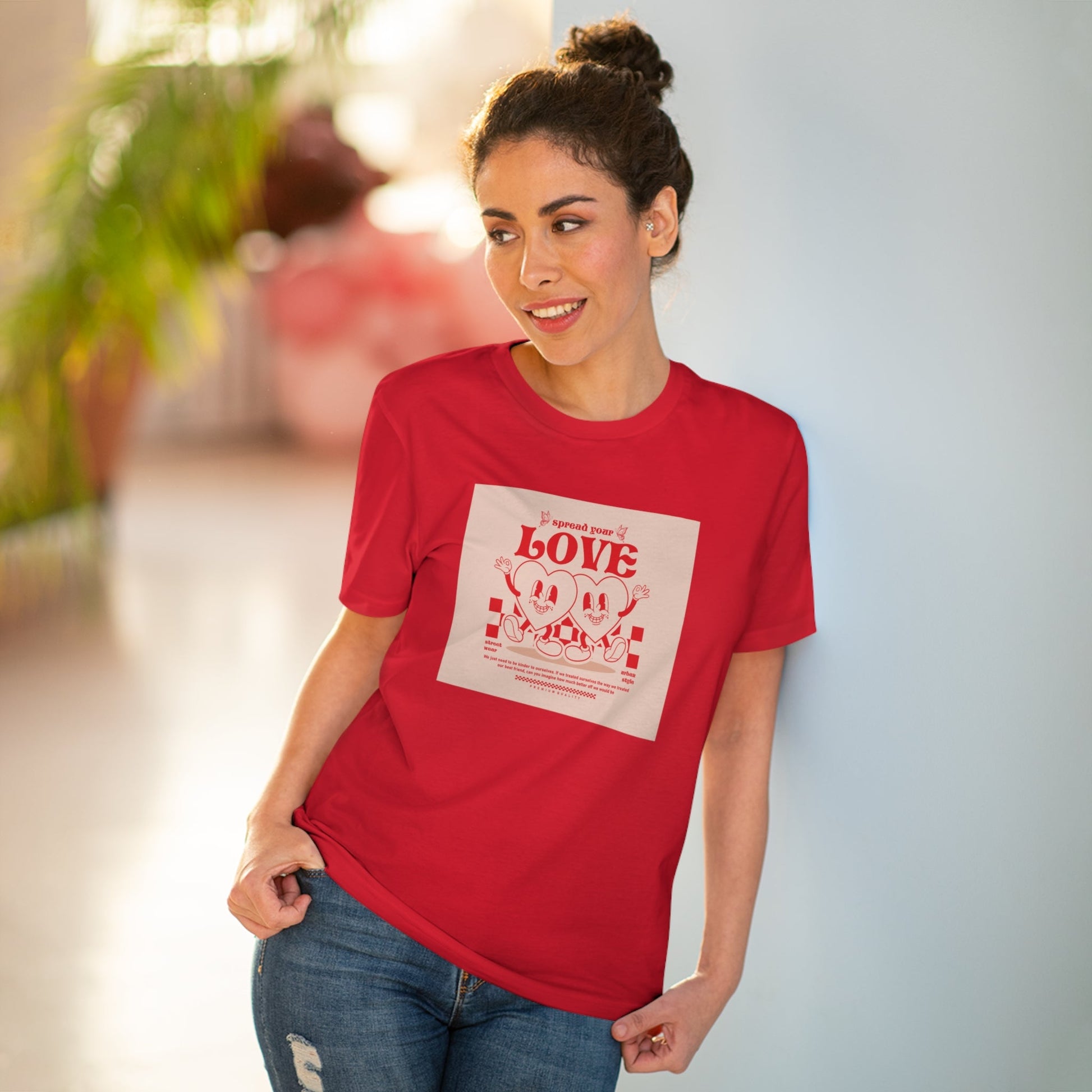 Show love in style with the Positive 'Spread Your Love' Retro Organic Cotton T-Shirt – a retro classic!
