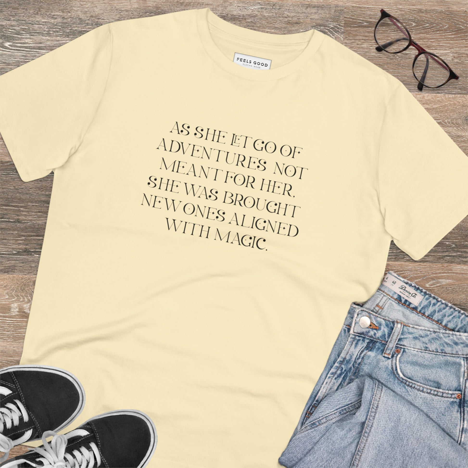 Quotes 'Kismet' Organic Cotton T-shirt – feminist t shirt with gender-neutral fit


