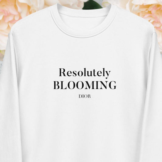 Dior sweatshirt with quotes and organic cotton for modern fashion.

