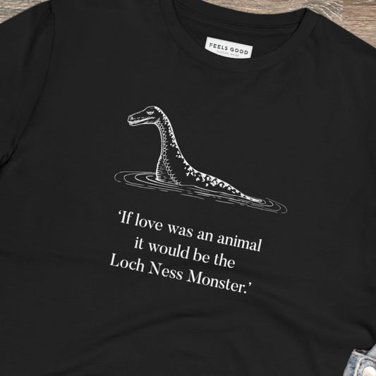 Express your roots in the Scotland 'Nessie' organic cotton t-shirt, a must-have Scottish outfit.