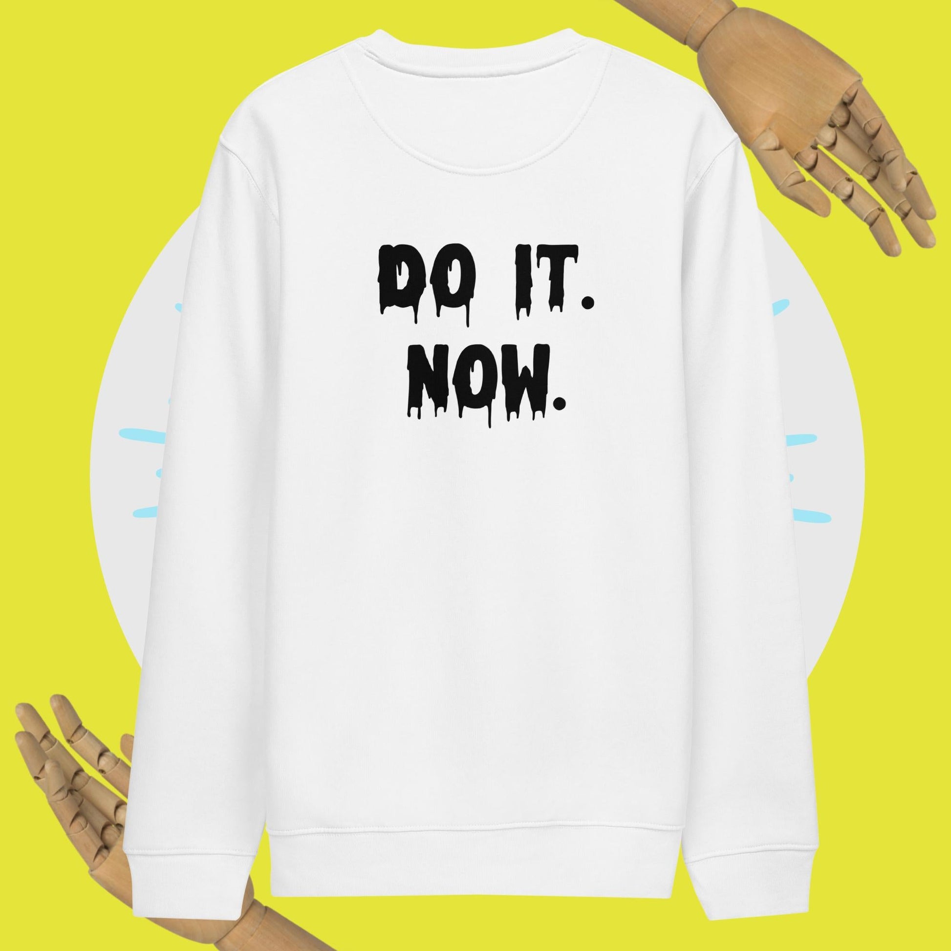 Urban 'Do it Now' Organic Cotton Sweatshirt for a Harry Styles-inspired fashion look.

